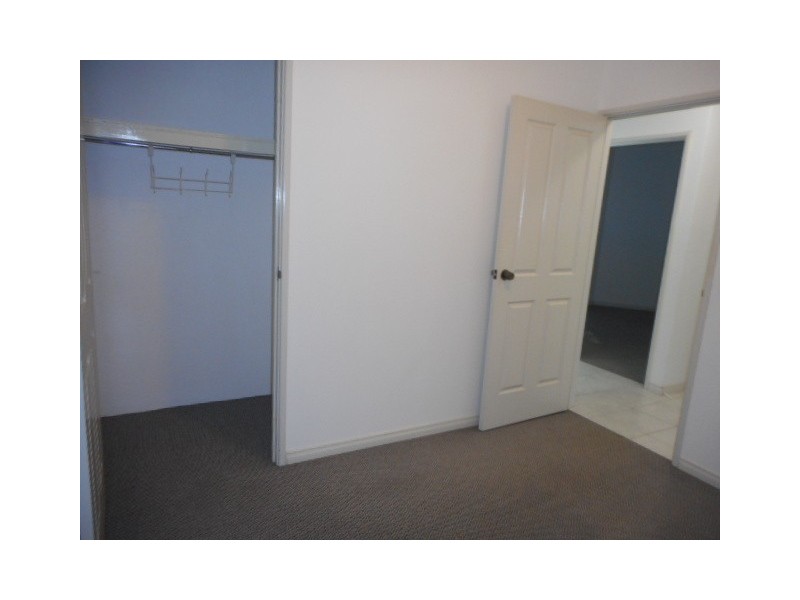 4/16 Avery Avenue, Dianella WA 6059