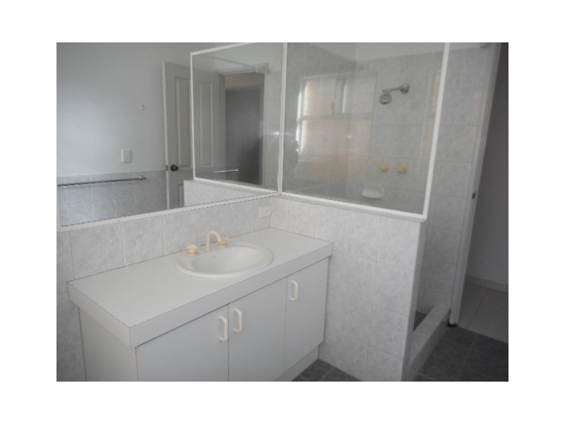 4/16 Avery Avenue, Dianella WA 6059