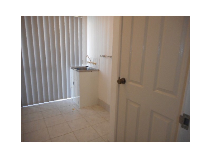 4/16 Avery Avenue, Dianella WA 6059