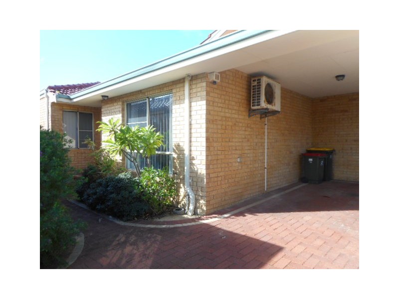 4/16 Avery Avenue, Dianella WA 6059