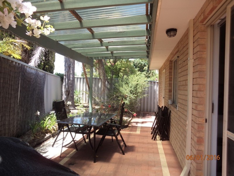 4/16 Aver Avenue, Dianella WA 6059