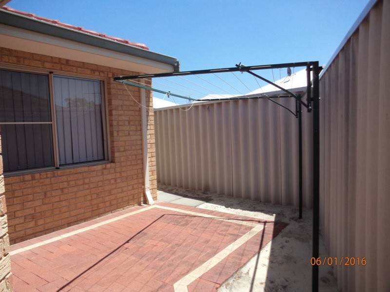 4/16 Aver Avenue, Dianella WA 6059