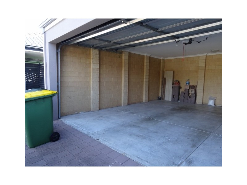 18 Gully Close, High Wycombe WA 6057