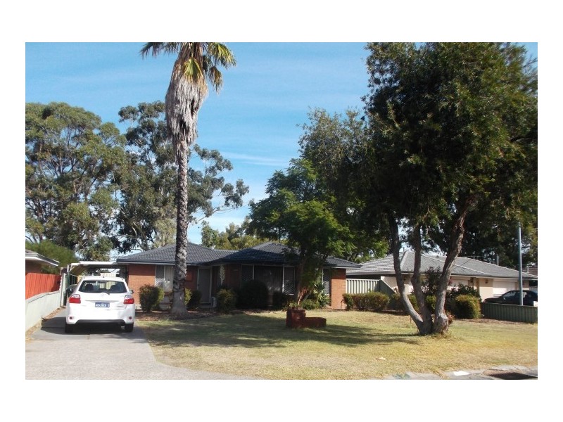 12 Connell Way, Girrawheen WA 6064