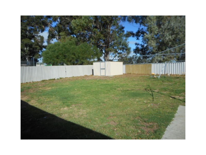 12 Connell Way, Girrawheen WA 6064