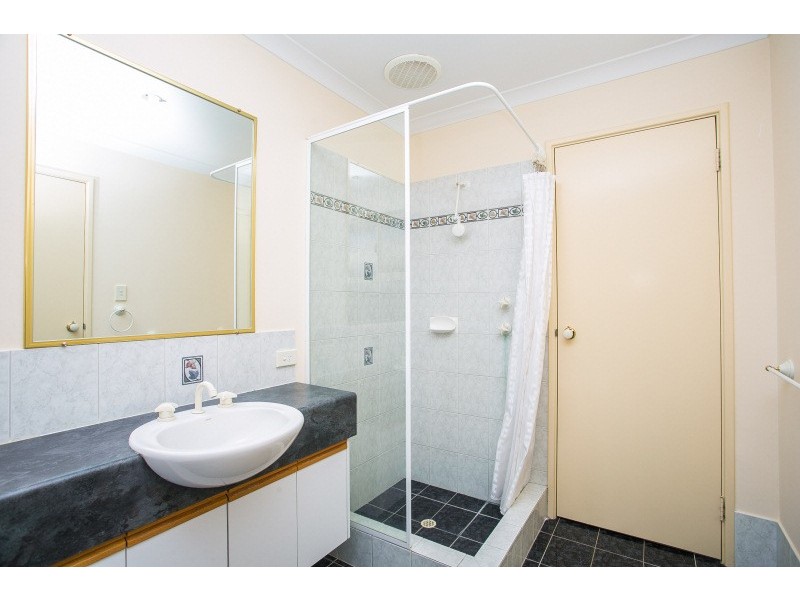 16 Sandison Way, Landsdale WA 6065