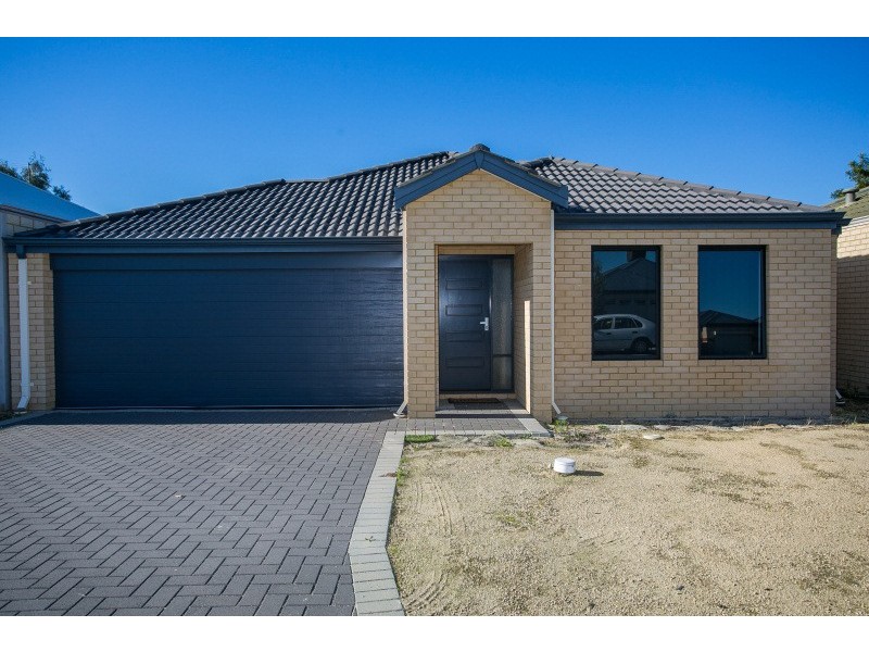 21 Scarpview Place, East Cannington WA 6107