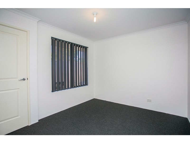 21 Scarpview Place, East Cannington WA 6107