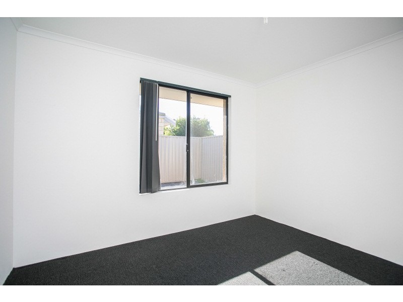 21 Scarpview Place, East Cannington WA 6107