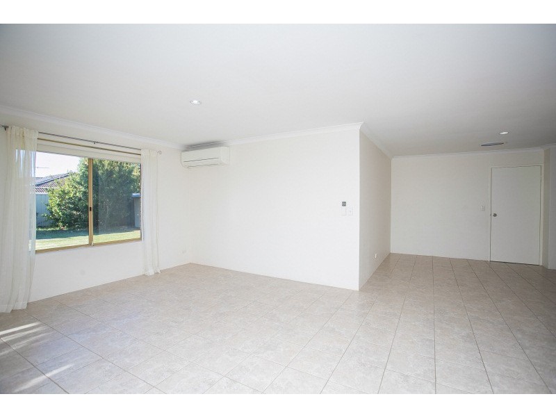 82 Bottlebrush Drive, Kiara WA 6054