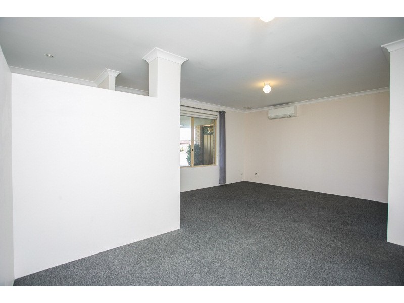 82 Bottlebrush Drive, Kiara WA 6054