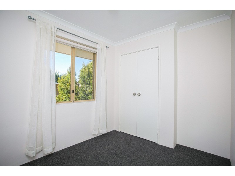 82 Bottlebrush Drive, Kiara WA 6054