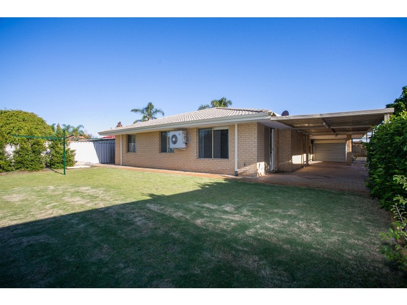 82 Bottlebrush Drive, Kiara WA 6054