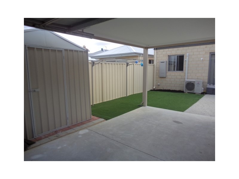 17 Lunata Street, West Swan WA 6055