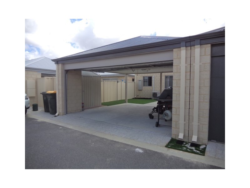 17 Lunata Street, West Swan WA 6055