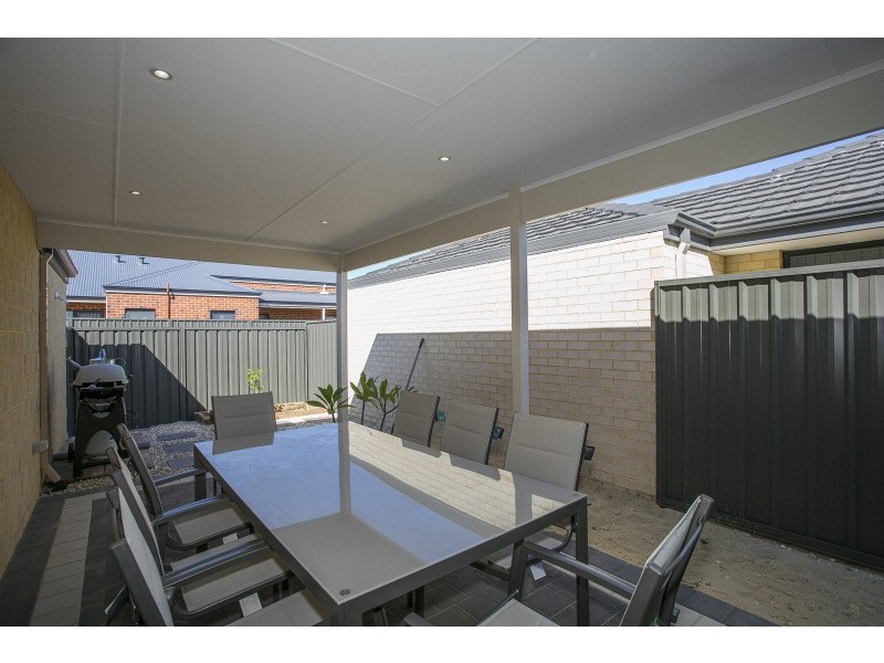 47 Summerville Boulevard, Caversham WA 6055