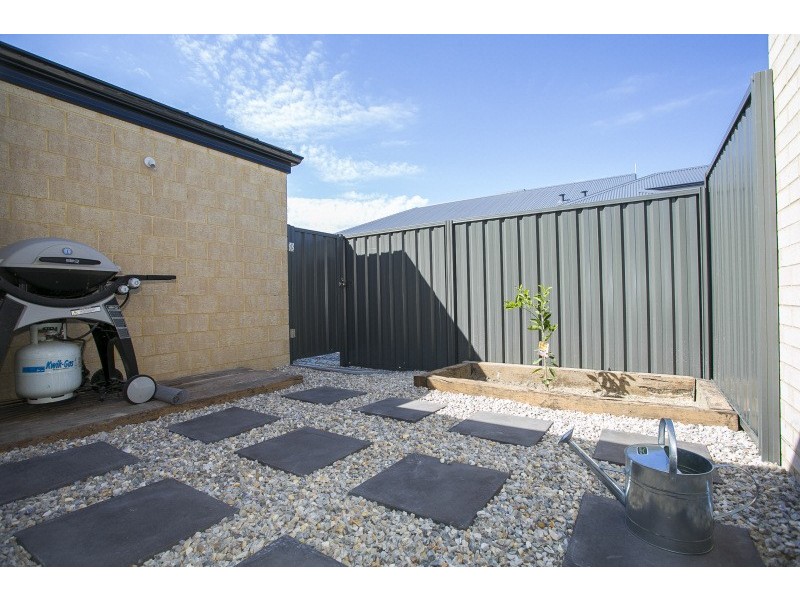 47 Summerville Boulevard, Caversham WA 6055