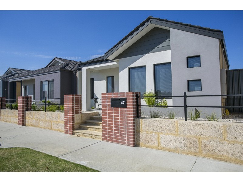 47 Summerville Boulevard, Caversham WA 6055