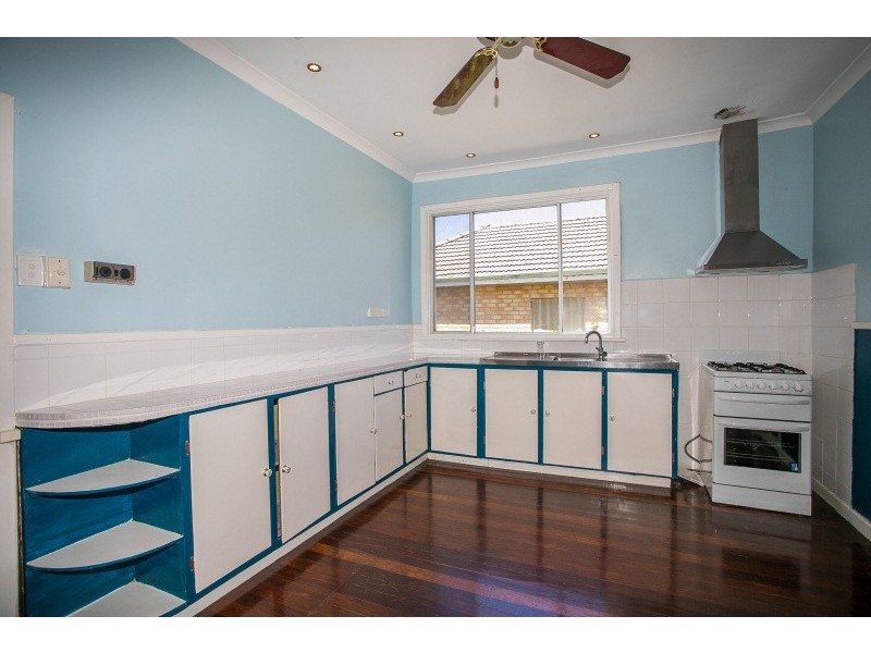 15 Koolgoo Way, Koongamia WA 6056