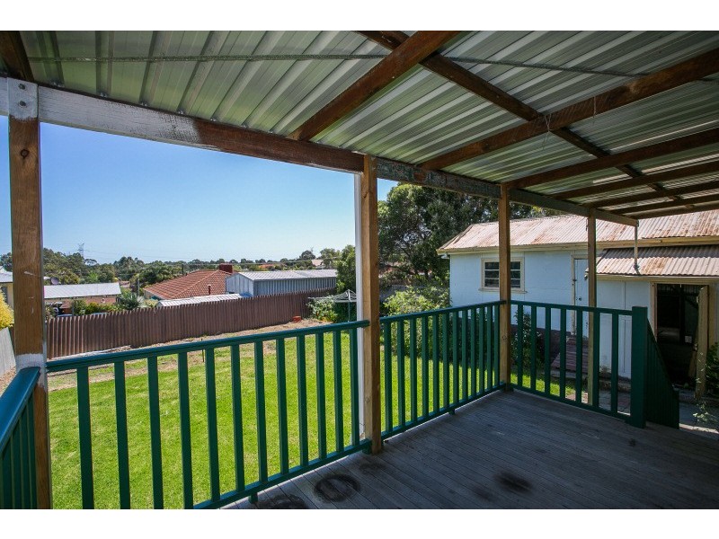 15 Koolgoo Way, Koongamia WA 6056