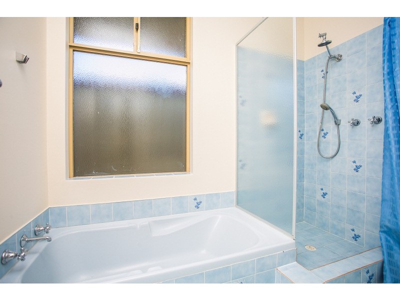 16 Danube Avenue, Beechboro WA 6063