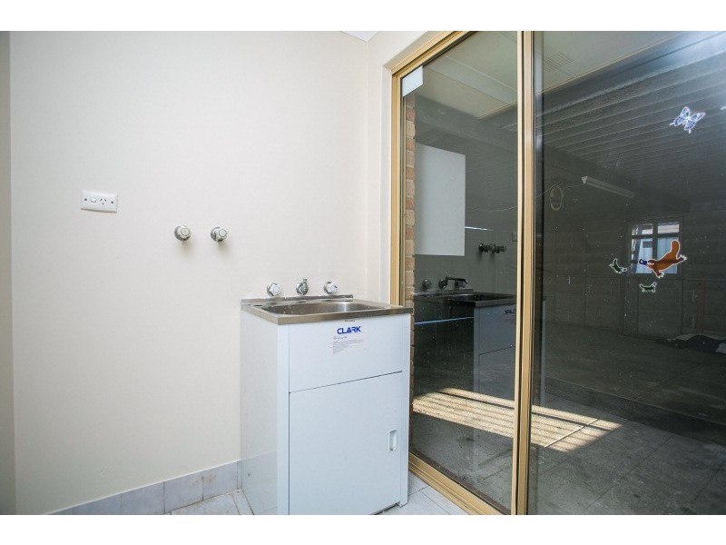 16 Danube Avenue, Beechboro WA 6063