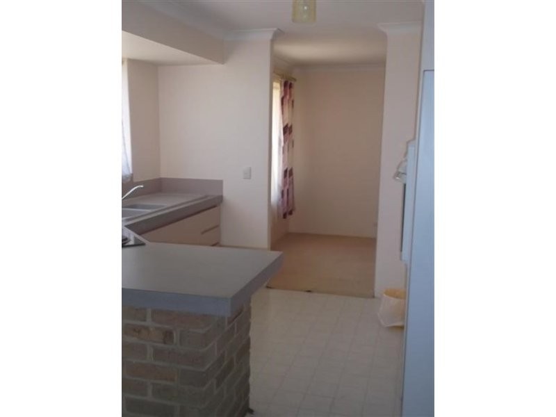 5 Cocos Grove, Kiara WA 6054