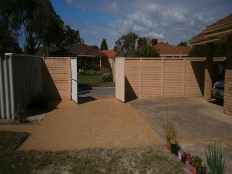 5 Cocos Grove, Kiara WA 6054