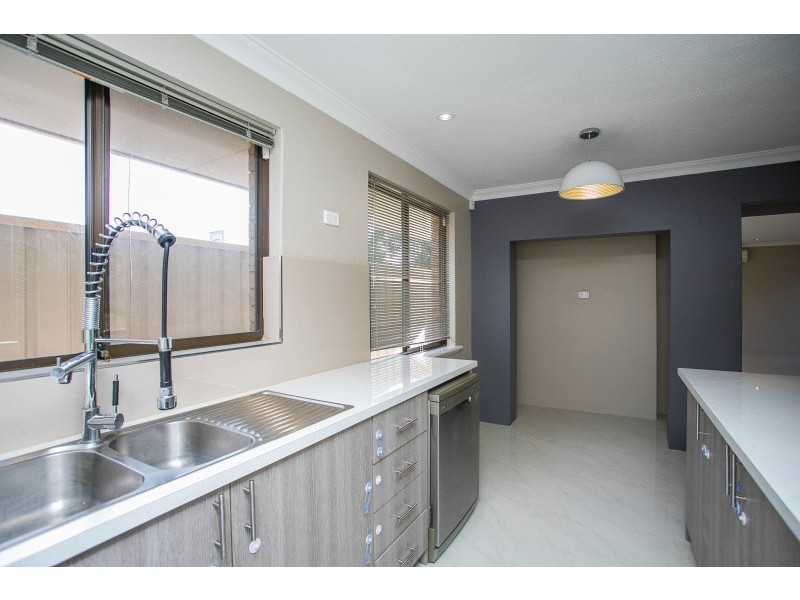 77 Maguire Avenue, Beechboro WA 6063