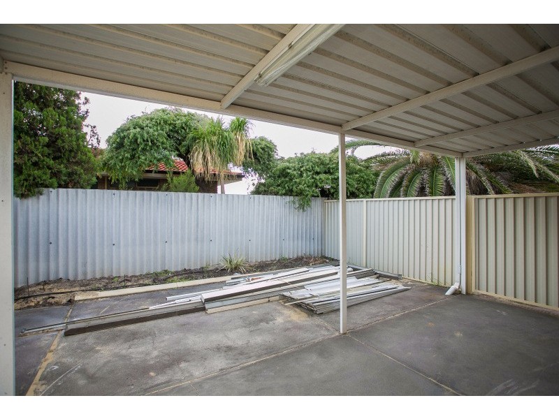 77 Maguire Avenue, Beechboro WA 6063