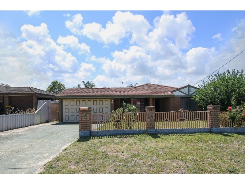 5 Madeira Avenue, Beechboro WA 6063