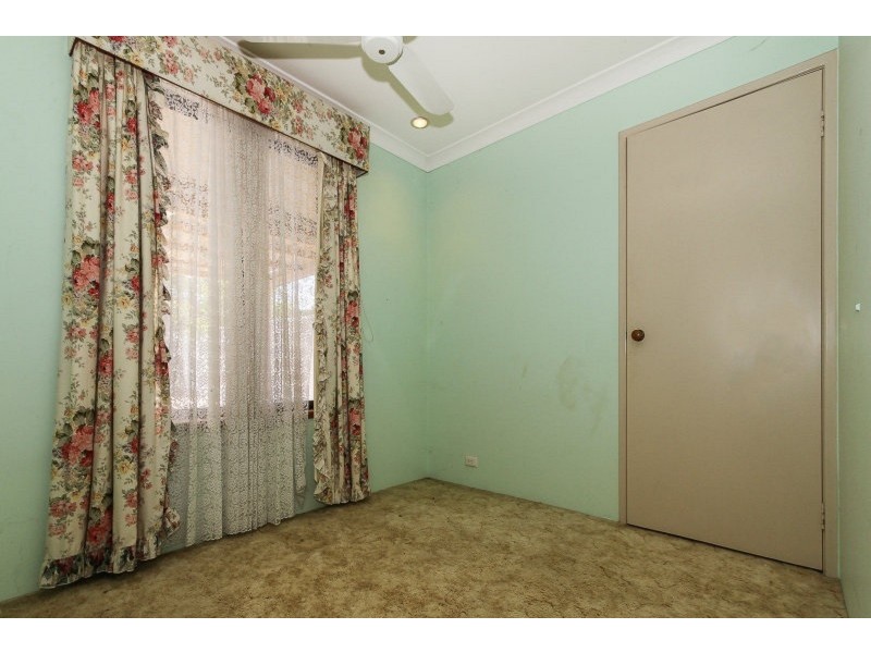 5 Madeira Avenue, Beechboro WA 6063