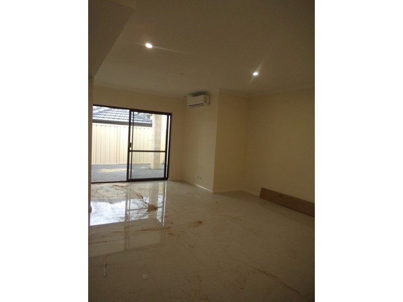 79C Kilmurray way, Balga WA 6061
