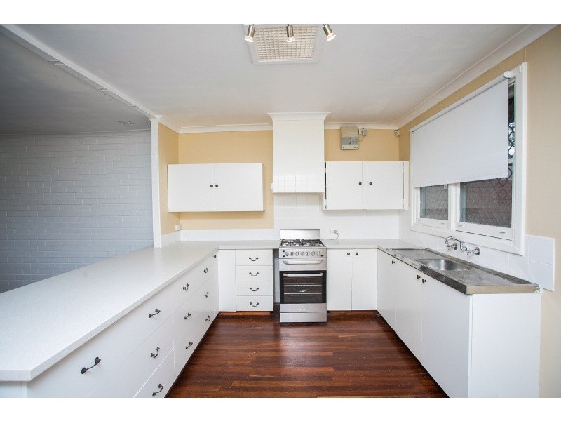 37 Kerwin Way, Lockridge WA 6054