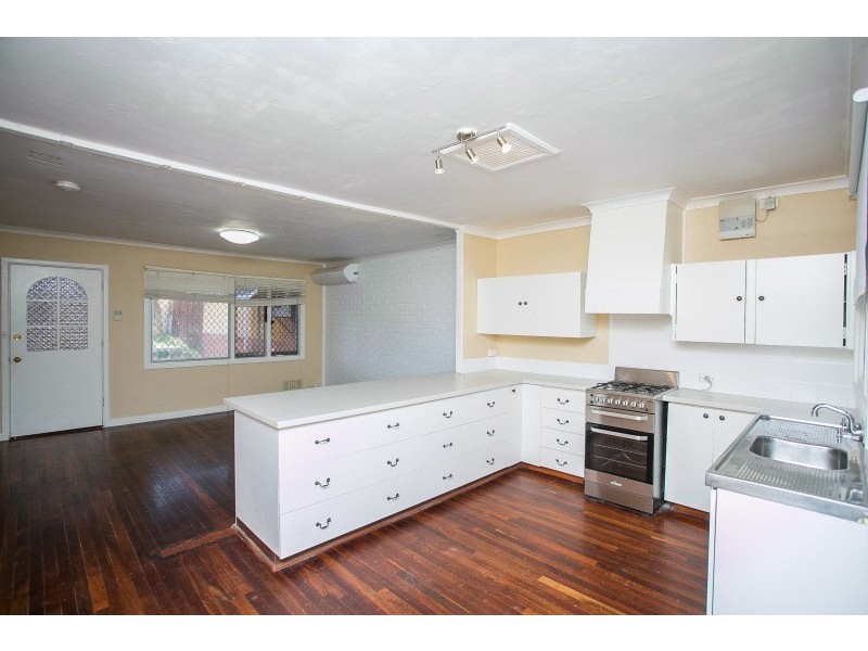 37 Kerwin Way, Lockridge WA 6054