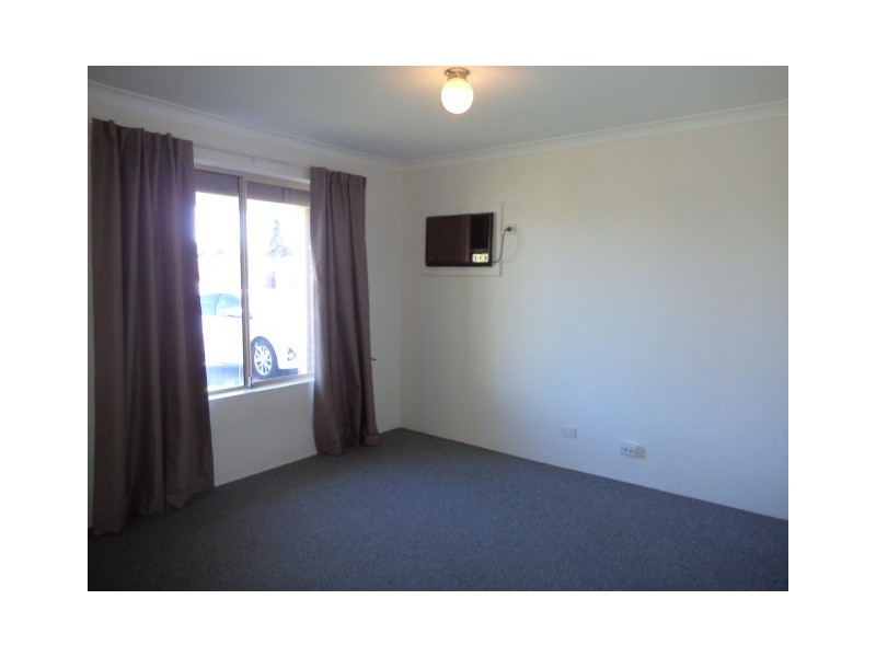 8 Mekong Place, Beechboro WA 6063