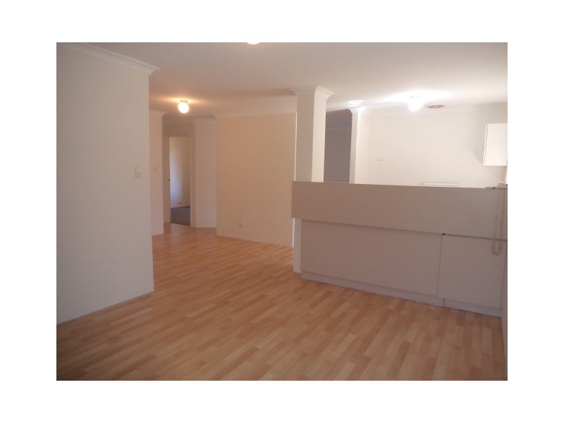 8 Mekong Place, Beechboro WA 6063