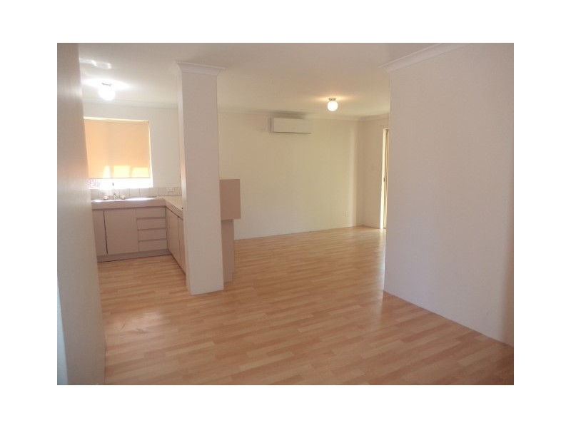 8 Mekong Place, Beechboro WA 6063