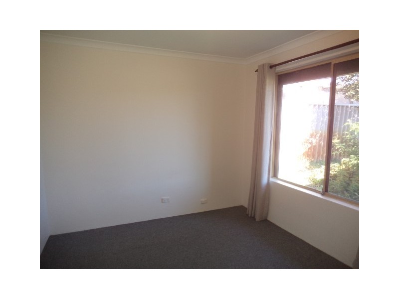 8 Mekong Place, Beechboro WA 6063