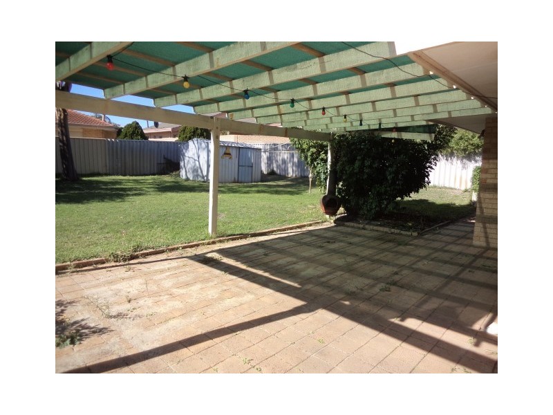 8 Mekong Place, Beechboro WA 6063