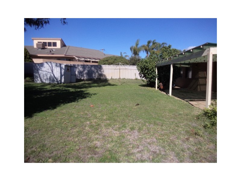 8 Mekong Place, Beechboro WA 6063