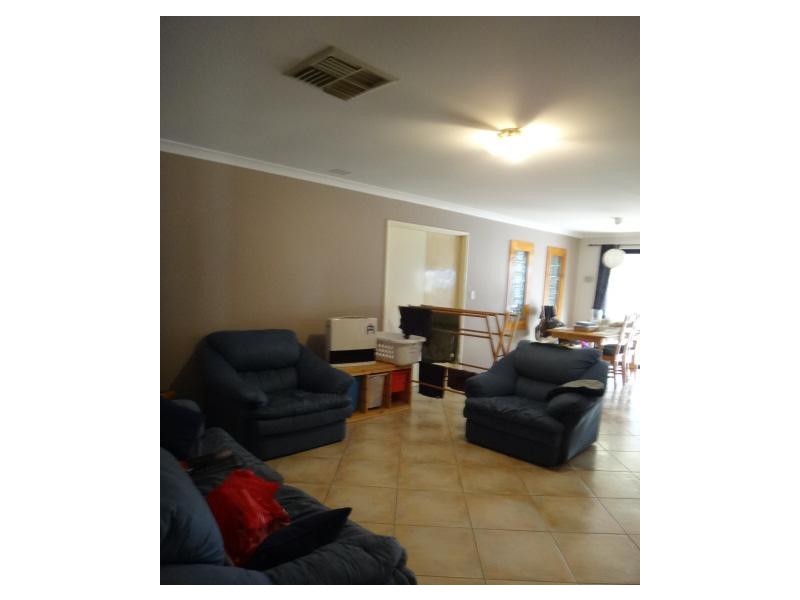 5 Ponte Vecchio Boulevarde, Ellenbrook WA 6069