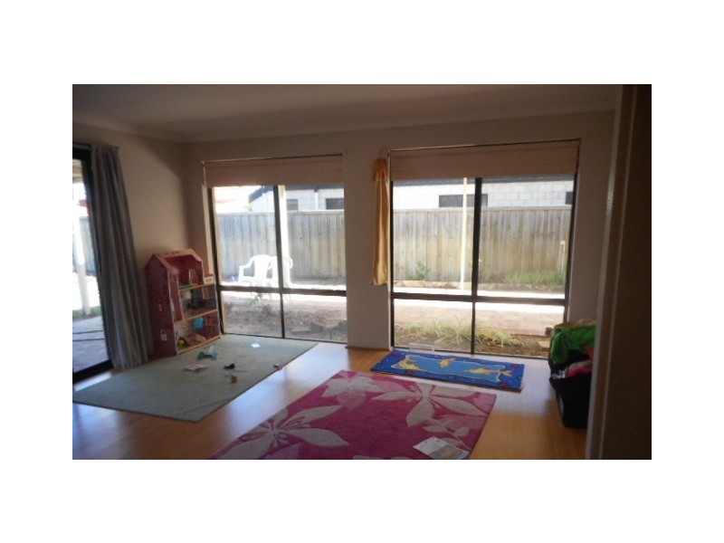 5 Ponte Vecchio Boulevarde, Ellenbrook WA 6069