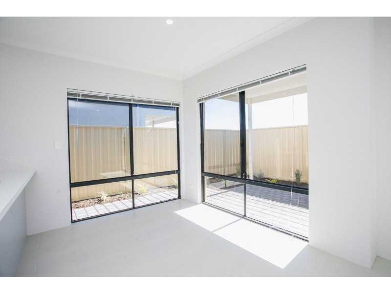 201B Landsdale Road, Landsdale WA 6065