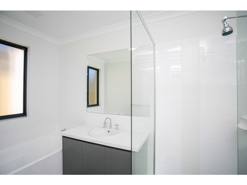 201B Landsdale Road, Landsdale WA 6065