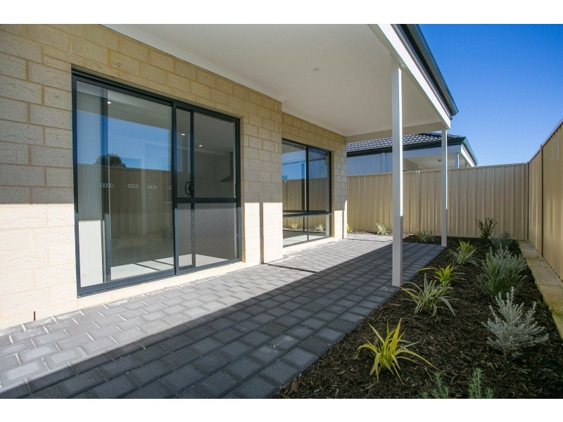 201B Landsdale Road, Landsdale WA 6065