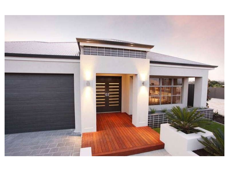 8 Safford Avenue, Aveley WA 6069