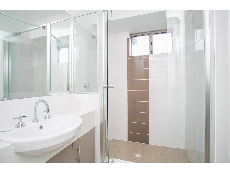 30 Sam Rosa Place, Caversham WA 6055
