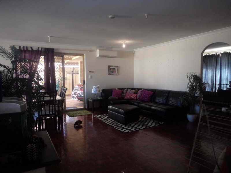 14 Redgate Court, Kiara WA 6054