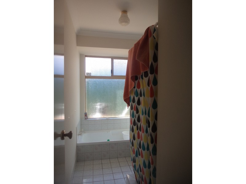 14 Redgate Court, Kiara WA 6054